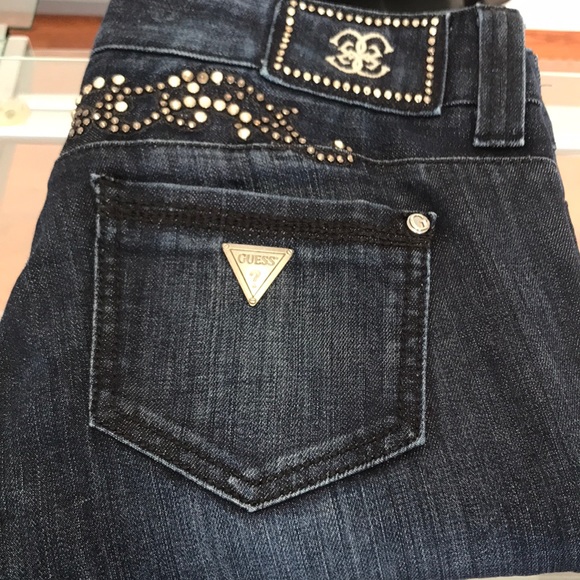 Guess premium denim with stone details. - Picture 5 of 15